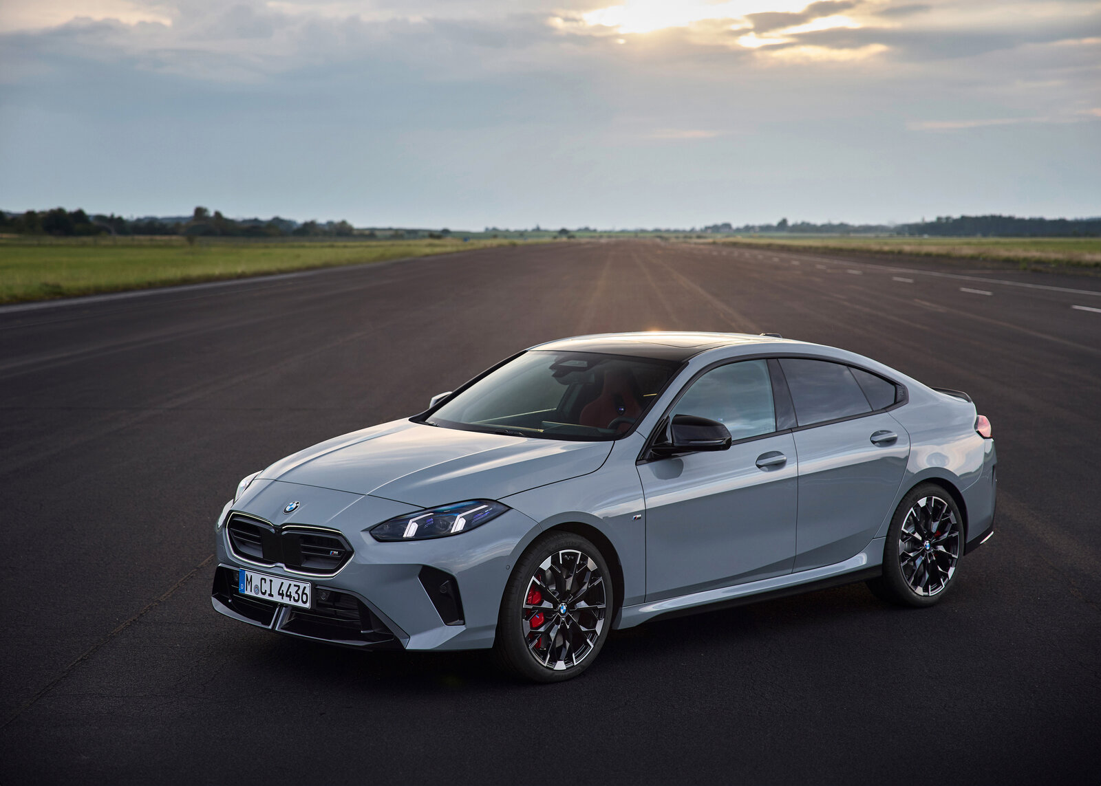 BMW 2 시리즈 이미지 1